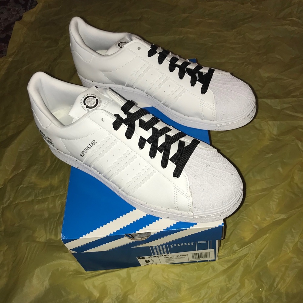 Adidas Clean Classics Superstar Sneakers Size 9.5